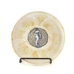 Hanging_Large_Figure_Plate_001-001